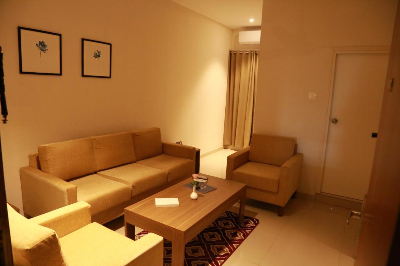 Hotel Picnic Manjeri Exterior foto